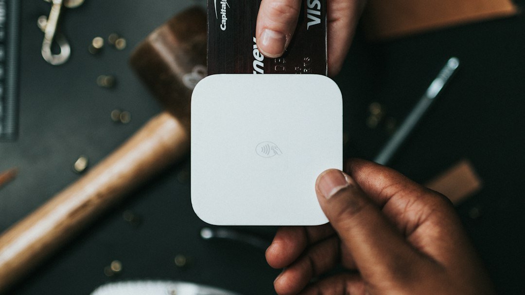 Fenomena Embedded Finance dan Buy Now Pay Later (BNPL): Peluang, Risiko, dan Mitigasi