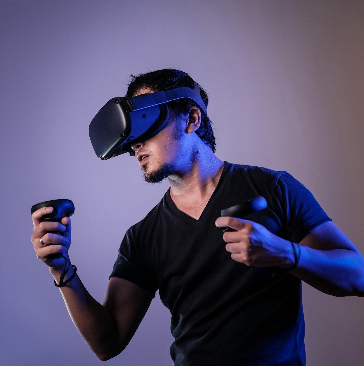 Era Spatial Computing: Bagaimana Virtual Reality dan AR Merevolusi Industri Modern