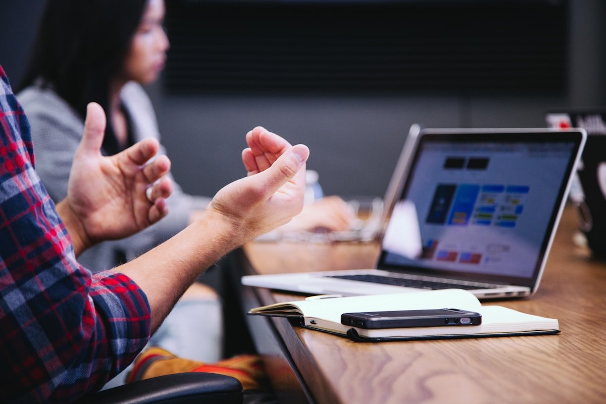 Seni Bootstrapping Startup: Membangun Perusahaan Menguntungkan Tanpa Bergantung Modal Ventura