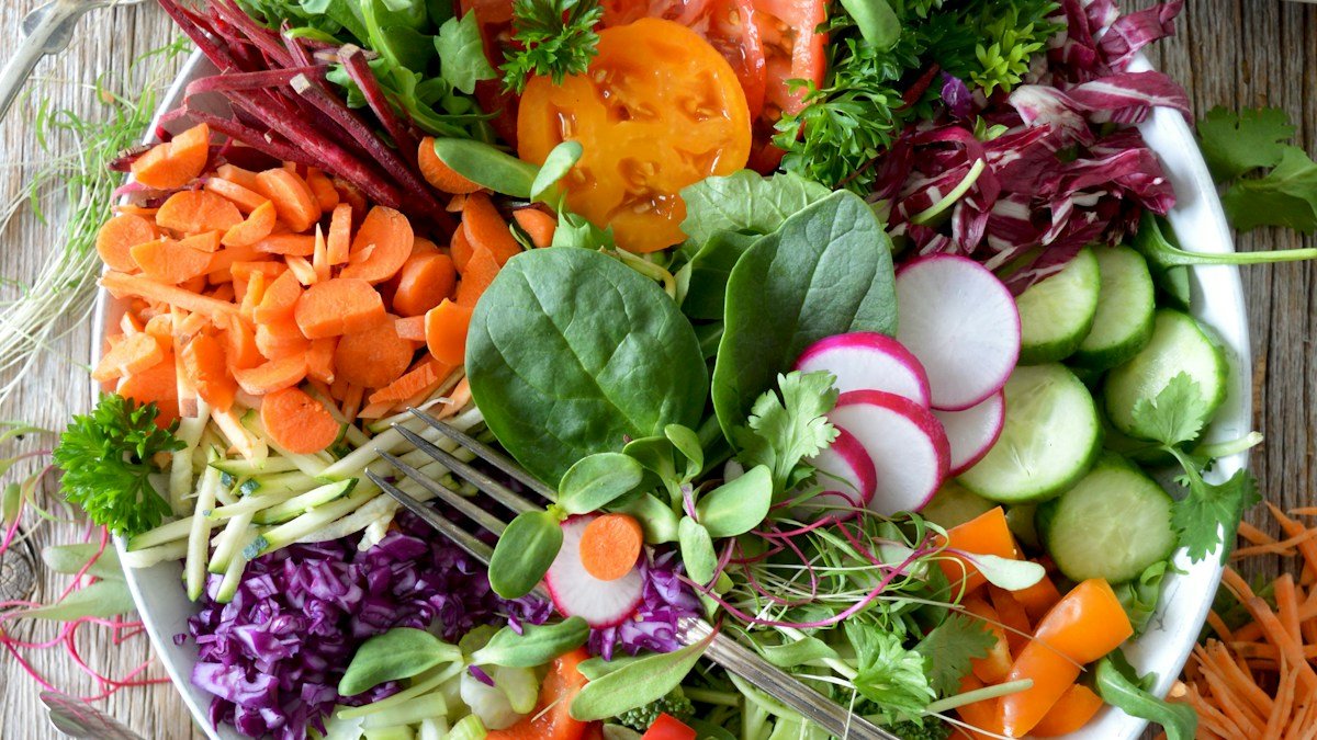 Meal Prep & Mindful Eating: Trik Cerdas Makan Sehat untuk Pekerja Super Sibuk