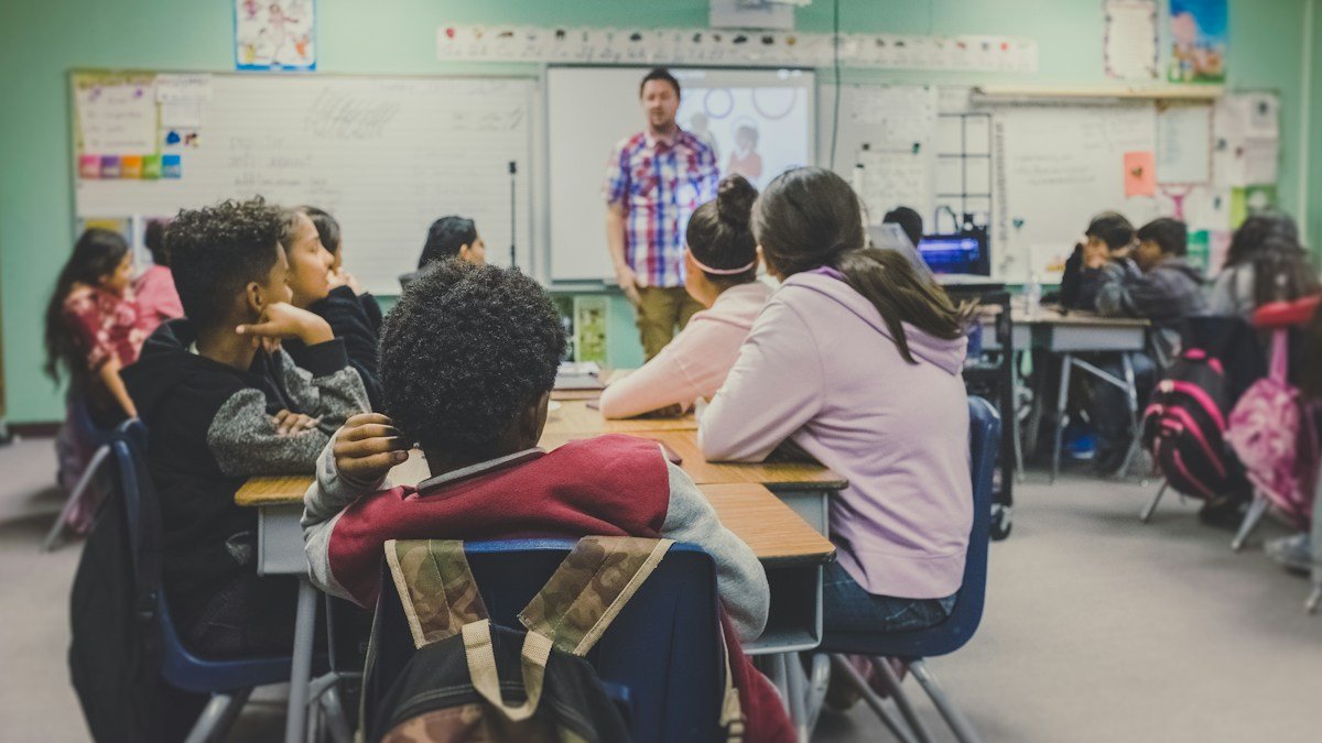 Menyongsong Pendidikan Masa Depan: AI, EdTech, dan Personalisasi Belajar di Indonesia